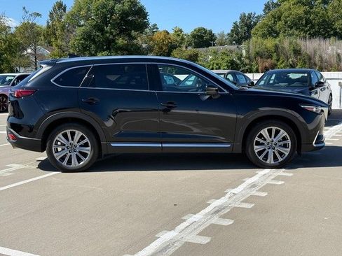 Used 2021 MAZDA CX-9 Signature image 2