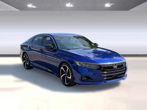 Used 2022 Honda Accord Sport image 7