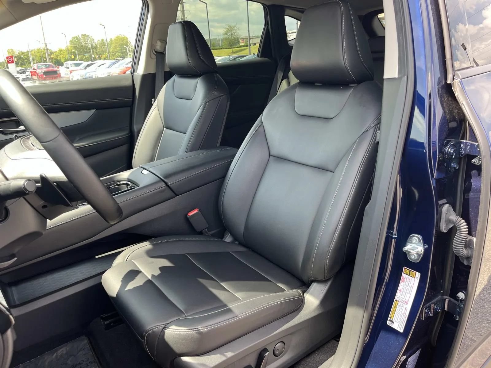 Used 2025 Nissan Murano SL w/ Cargo Package AWD/4WD image 33