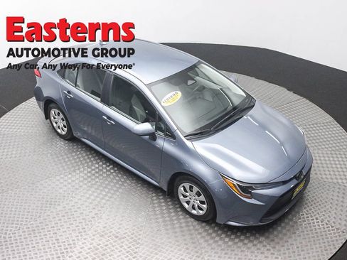 Used 2024 Toyota Corolla LE FWD image 3