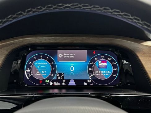 Used 2024 Volkswagen Atlas SE w/ Black Wheel Package image 16