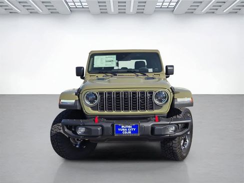 New 2025 Jeep Gladiator Rubicon image 2
