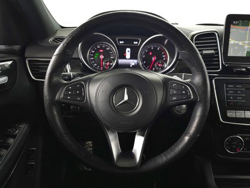 Used 2017 Mercedes-Benz GLS 550 4MATIC image 26