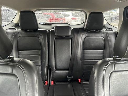 Used 2018 Ford Escape SEL w/ Ford Safe & Smart Package AWD/4WD image 22