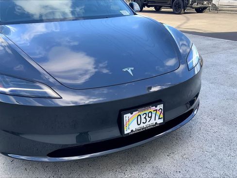Used 2025 Tesla Model 3 Long Range RWD image 32