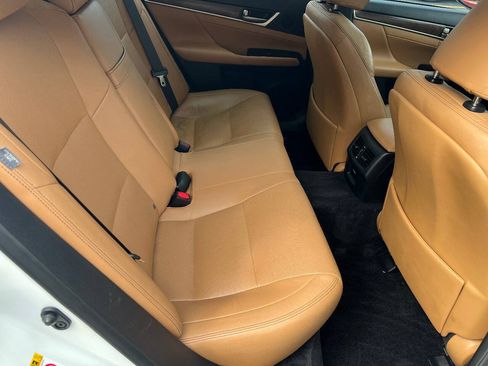 Used 2013 Lexus GS 350 AWD w/ Premium Pkg image 23