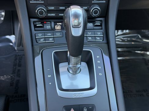 Certified 2017 Porsche 911 Turbo S image 26
