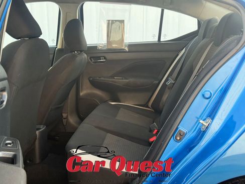 Used 2021 Nissan Versa SV image 12