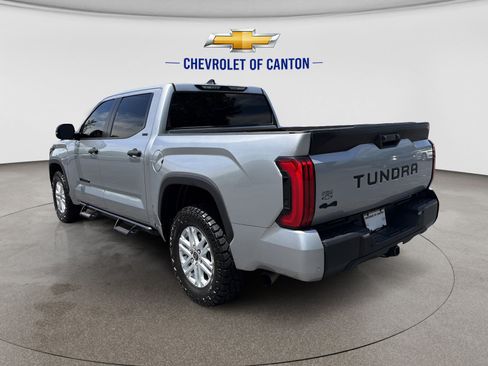 Used 2024 Toyota Tundra SR5 w/ SR5 Convenience Package AWD/4WD image 7