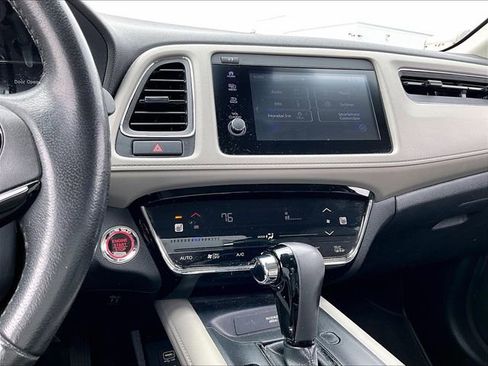 Used 2019 Honda HR-V EX-L image 18