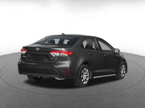 Used 2025 Toyota Corolla LE FWD image 2