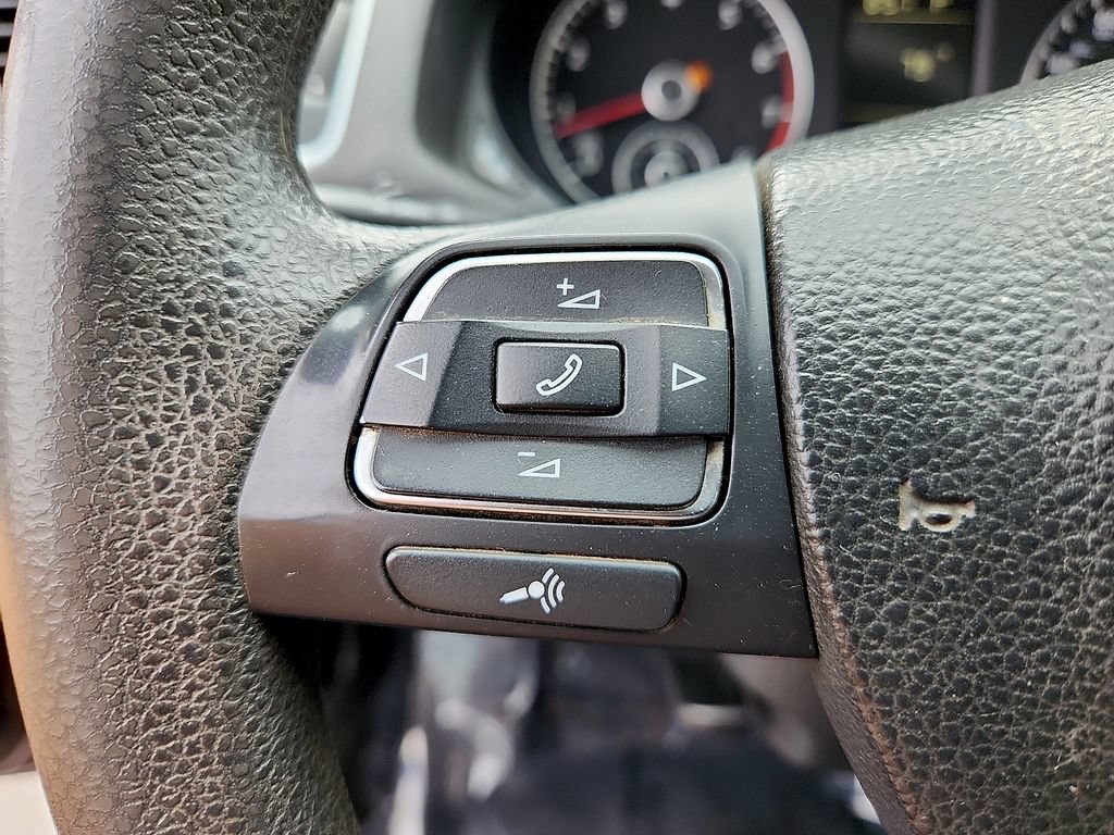 Used 2013 Volkswagen Passat 2.5 S FWD image 22