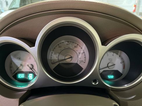 Used 2008 Chrysler Sebring Limited image 28