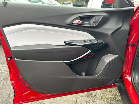 New 2026 Chevrolet Trax LT w/ Driver Confidence Package image 22