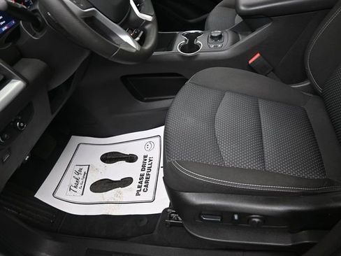 Used 2023 GMC Terrain SLE w/ Driver Convenience Package image 15