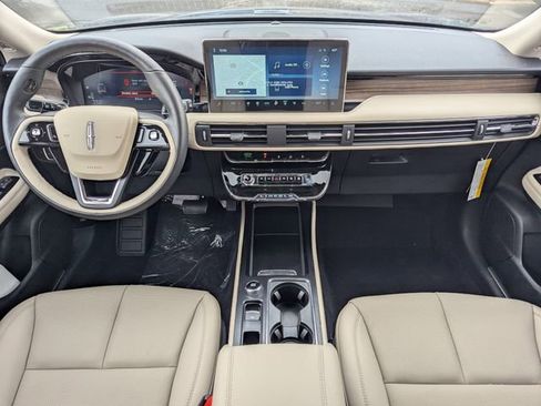 New 2026 Lincoln Corsair Reserve w/ Jet Appearance Package image 12