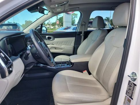 Certified 2023 Kia Sorento SX FWD image 17