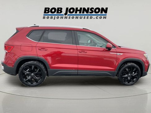 Used 2022 Volkswagen Taos SE image 8