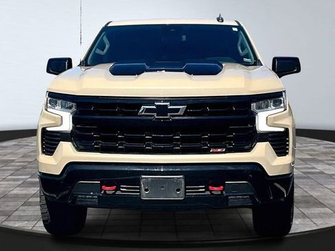 Used 2022 Chevrolet Silverado 1500 LT Trail Boss w/ Protection Package AWD/4WD image 2