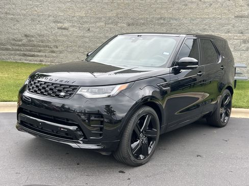 Certified 2023 Land Rover Discovery HSE R-Dynamic AWD/4WD image 1