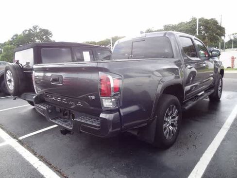 Used 2021 Toyota Tacoma Limited AWD/4WD image 5