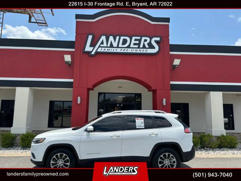 Used 2020 Jeep Cherokee Latitude Plus FWD image 1