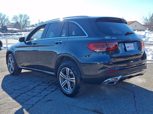 Used 2021 Mercedes-Benz GLC 300 4MATIC w/ Premium Package image 4