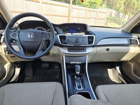 Used 2014 Honda Accord LX image 9