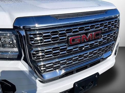Used 2022 GMC Canyon Denali image 28