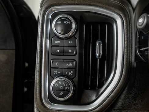 Used 2022 GMC Sierra 3500 SLT w/ Texas SLT Premium Package AWD/4WD image 24