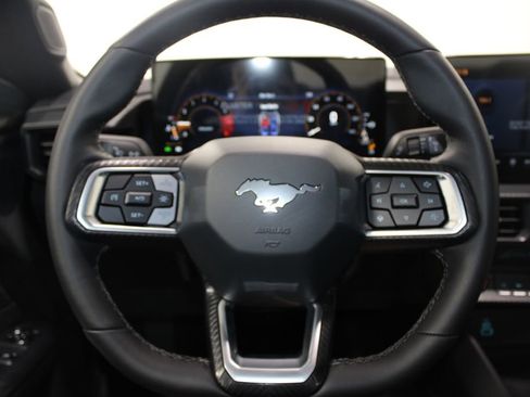 New 2025 Ford Mustang Coupe image 29