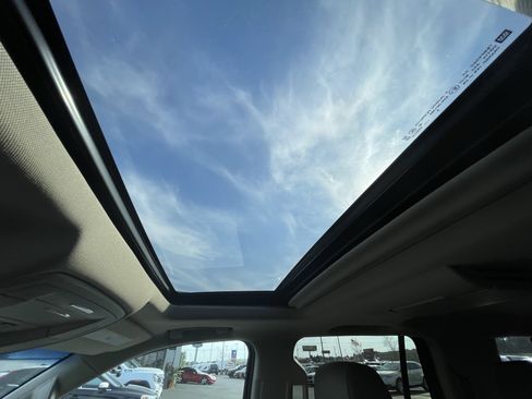 Used 2019 Chevrolet Tahoe Premier image 29