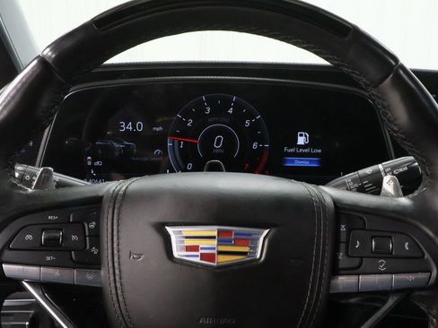 Used 2024 Cadillac Escalade ESV V w/ LPO, ONYX Package AWD/4WD image 12