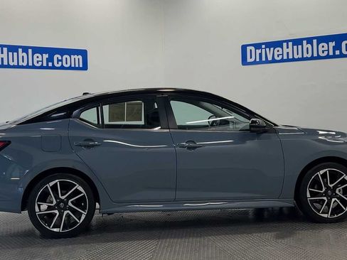 Used 2025 Nissan Sentra SR FWD image 9