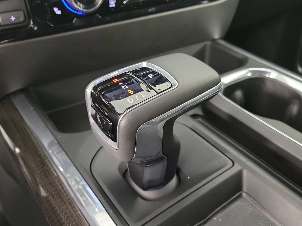 Used 2025 Chevrolet Silverado 1500 RST w/ Convenience Package II AWD/4WD image 27