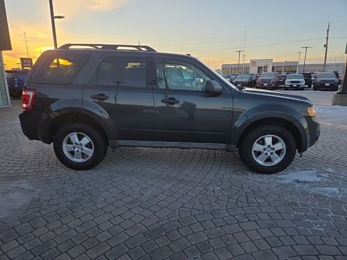 Used 2009 Ford Escape XLT image 4