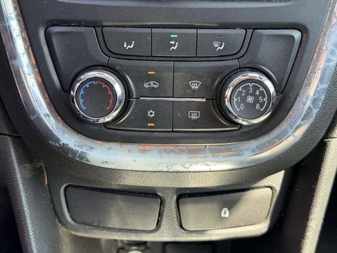 Used 2013 Buick Encore FWD image 19