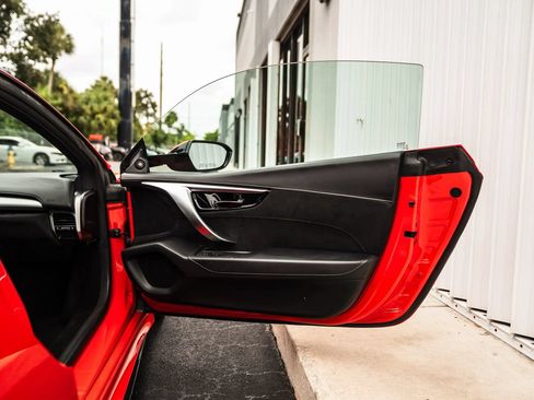 Used 2017 Acura NSX AWD/4WD image 19