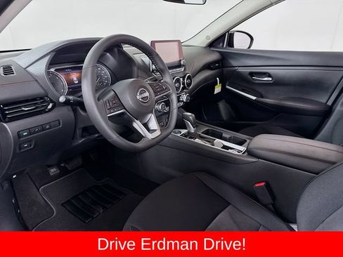 Used 2025 Nissan Sentra SR w/ Midnight Edition FWD image 7