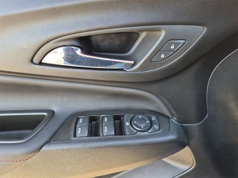 Certified 2024 Chevrolet Equinox RS w/ RS Leather Package image 13