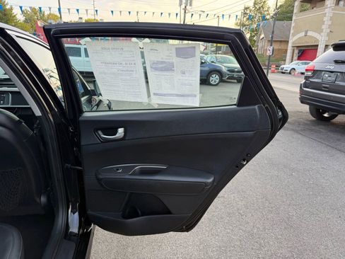 Used 2019 Kia Optima S w/ S Panoramic Sunroof Package image 44