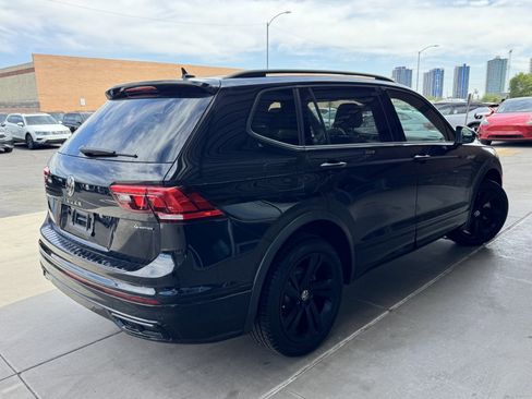 Used 2024 Volkswagen Tiguan SE R-Line image 4