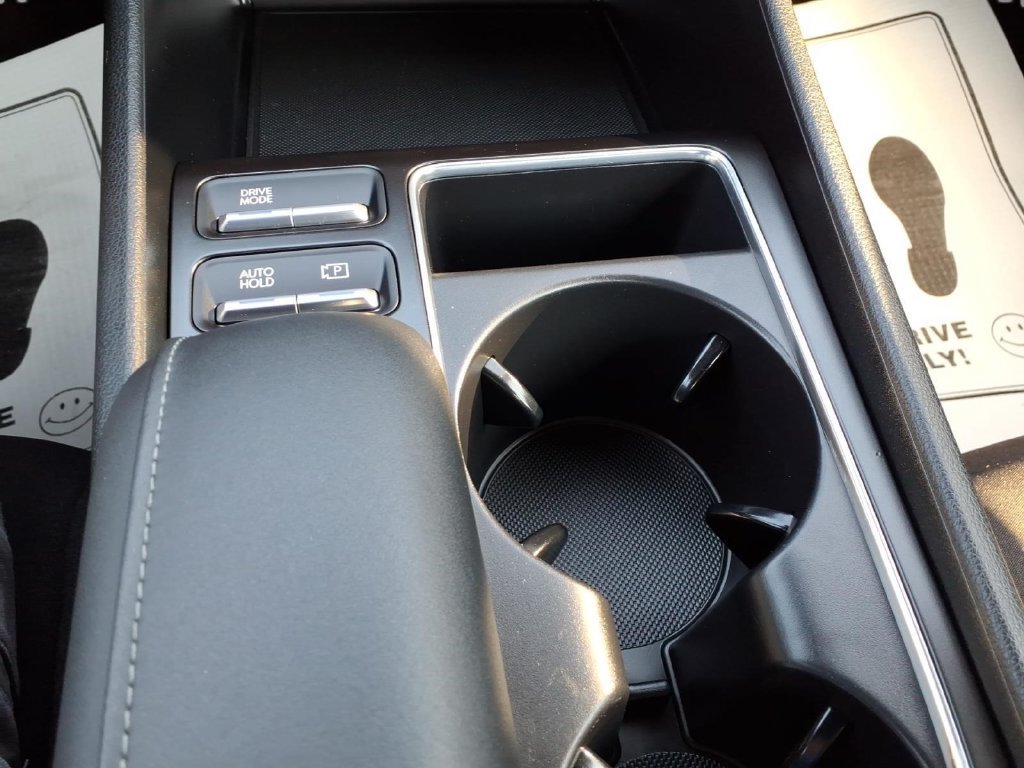 Used 2025 Hyundai Sonata SEL FWD image 22