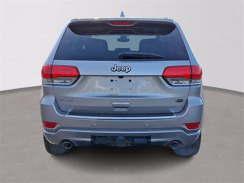 Used 2017 Jeep Grand Cherokee Overland image 5