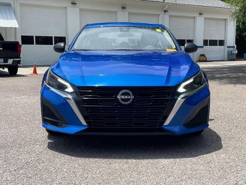 Used 2025 Nissan Altima 2.5 SV FWD image 30