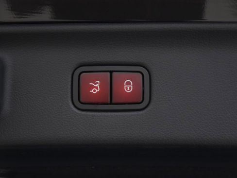 Certified 2023 Mercedes-Benz S 500 4MATIC image 31