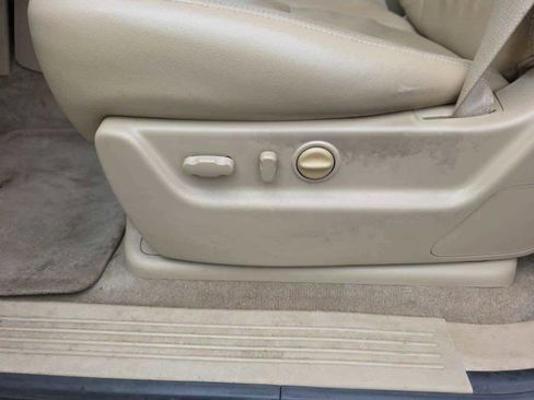 Used 2011 Chevrolet Tahoe LT w/ Luxury Package image 23