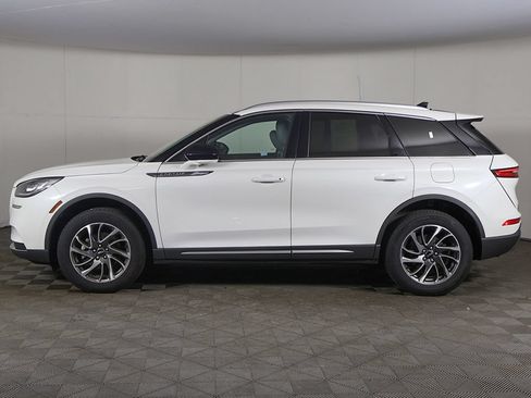Used 2022 Lincoln Corsair AWD w/ Equipment Group 101A image 18