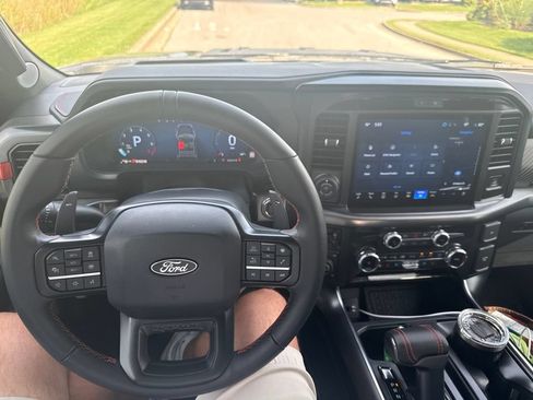 Used 2025 Ford F150 Raptor AWD/4WD image 7
