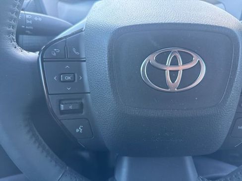 Used 2024 Toyota bZ4X Limited image 15